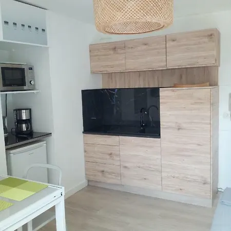 4 Personnes Quartier Montmartre * París